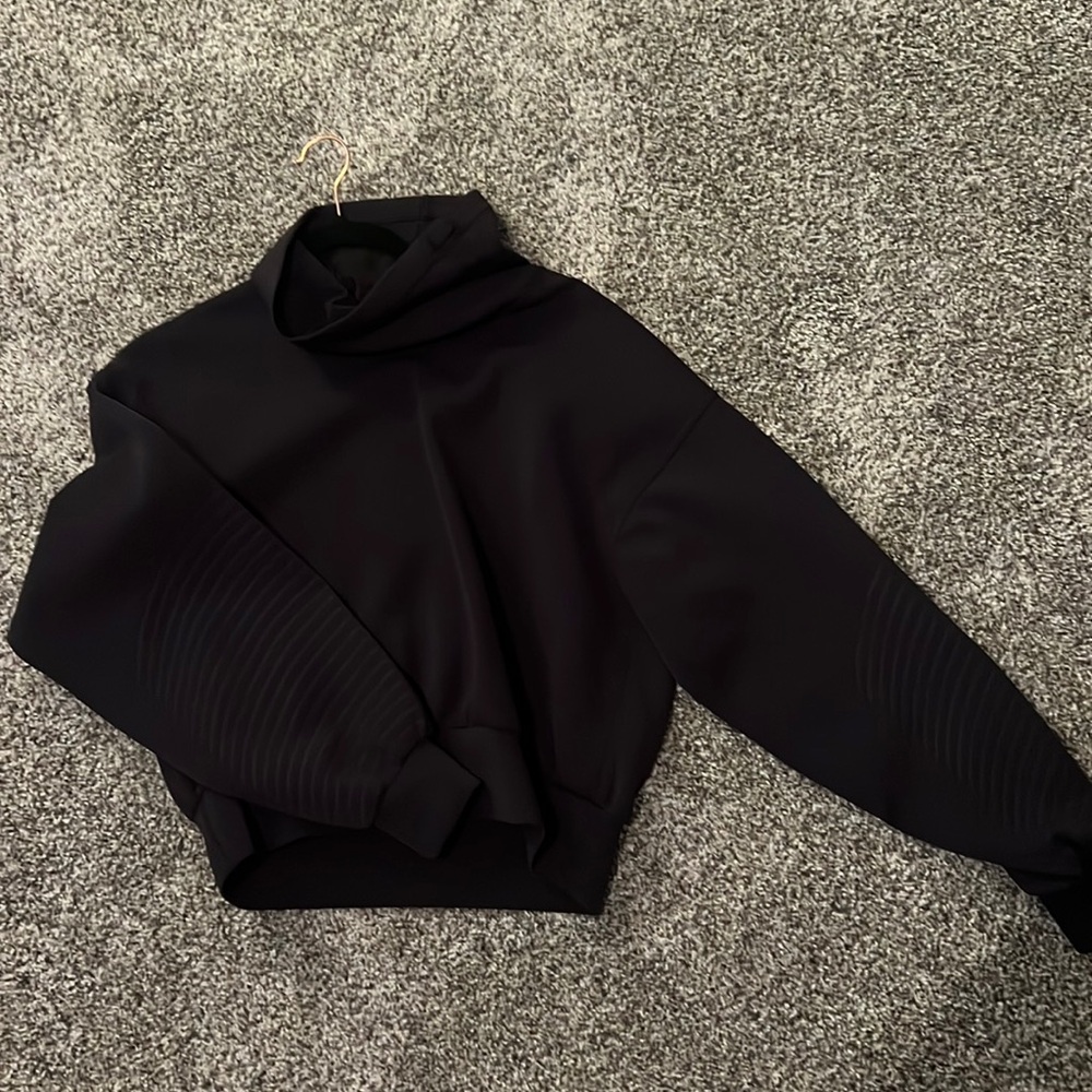 Lululemon cowl neck crew